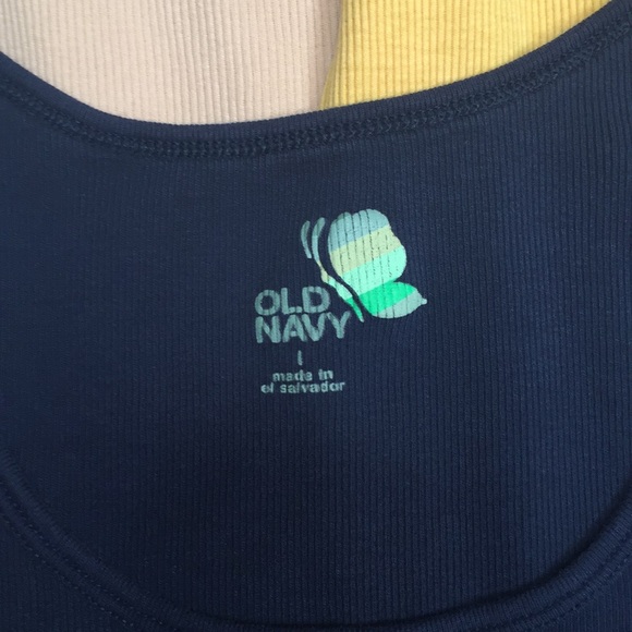 🛑FREE W/$10 purchase🛑 women’s large tank tops. - Picture 8 of 8